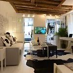 Les Patios Du Marais 2